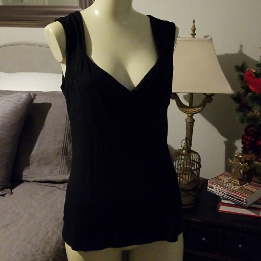 White House Black Market Rayon Knit Top M,8 10 12